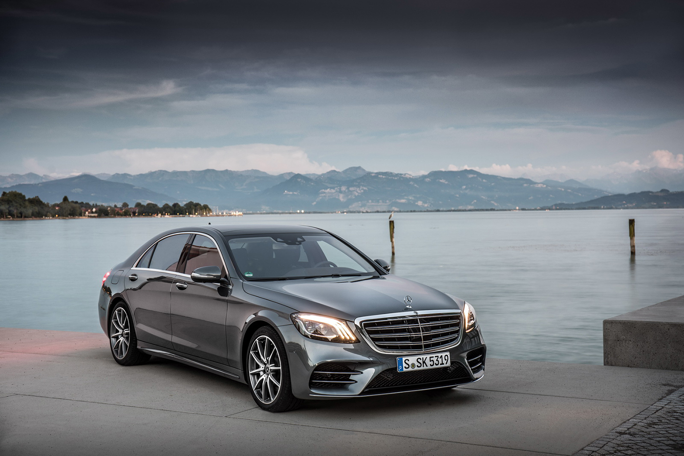 mercedes-benz-s-class-2018-50.jpg