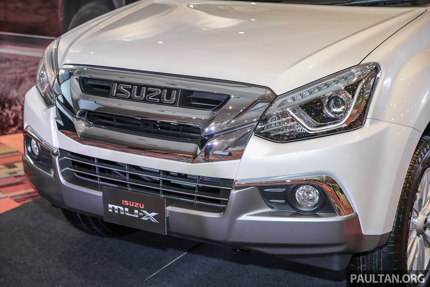 isuzu-mu-x-2017-7.jpg