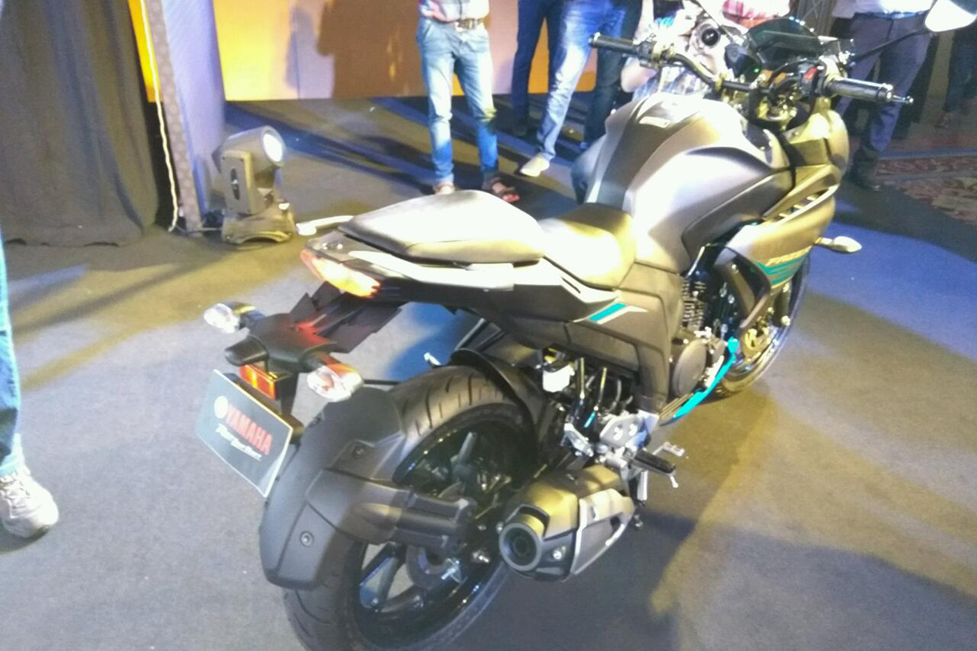 yamaha-fazer-25-2017-4.jpg