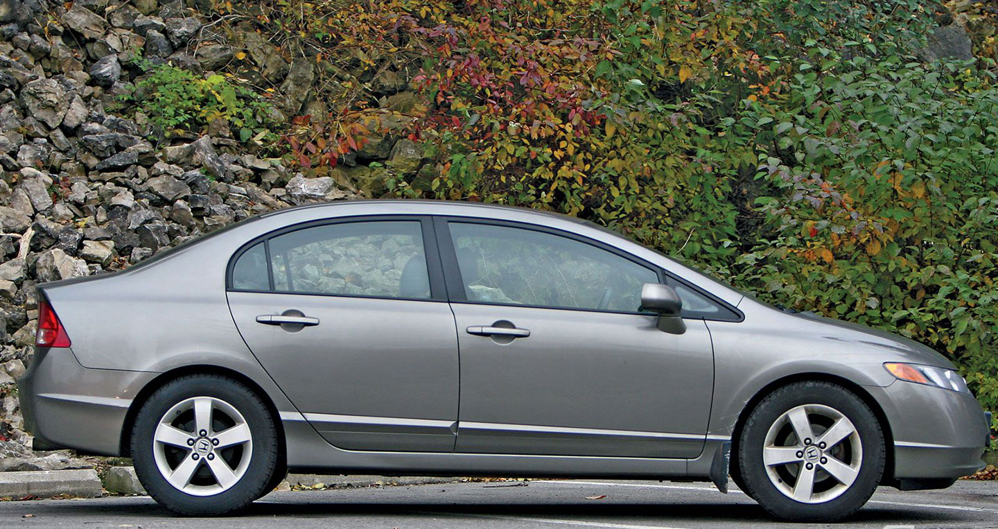 modp-1001-02-obfgoodrich-advantage-ta-tire-review2007-honda-civic-ex-sedan.jpg