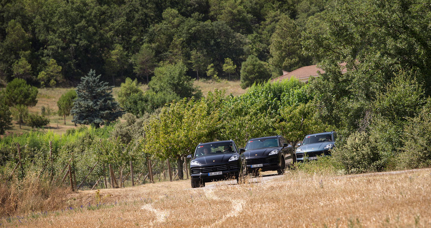 porsche-cayenne-20185.jpg