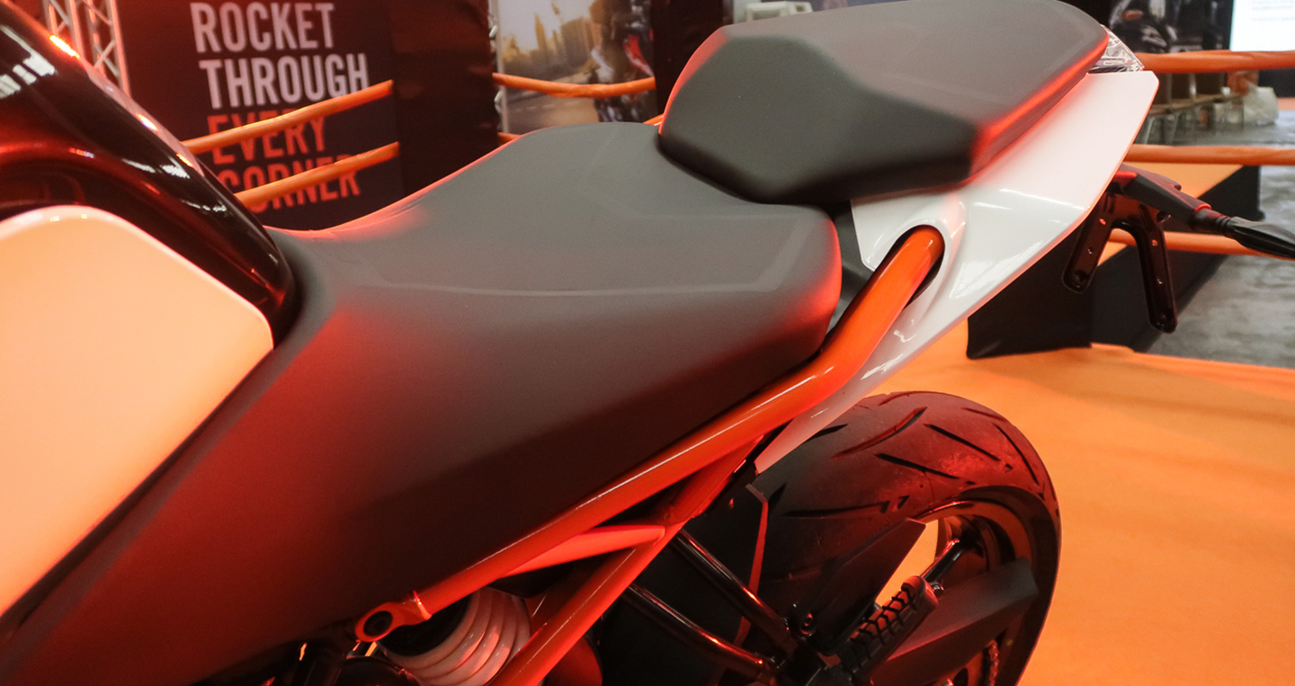 ktm-duke-250-2017-13.jpg