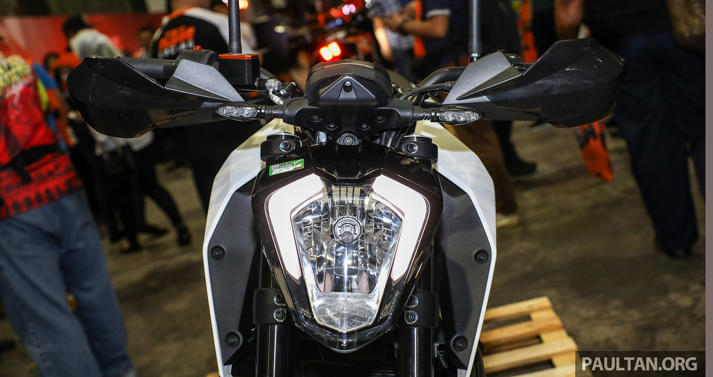 ktm-duke-250-390-launch-2017-10.jpg