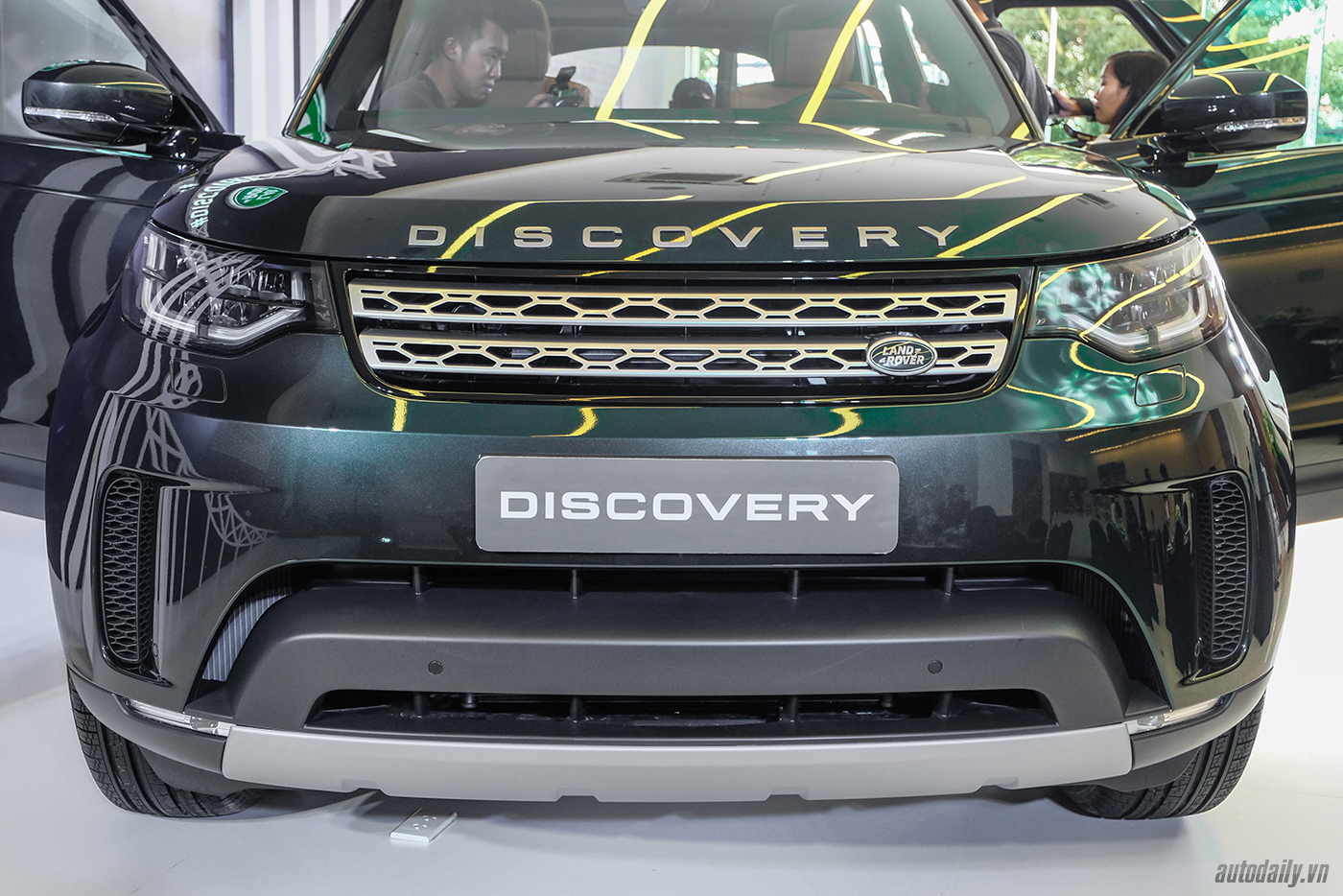 land-rover-discovery-20.jpg