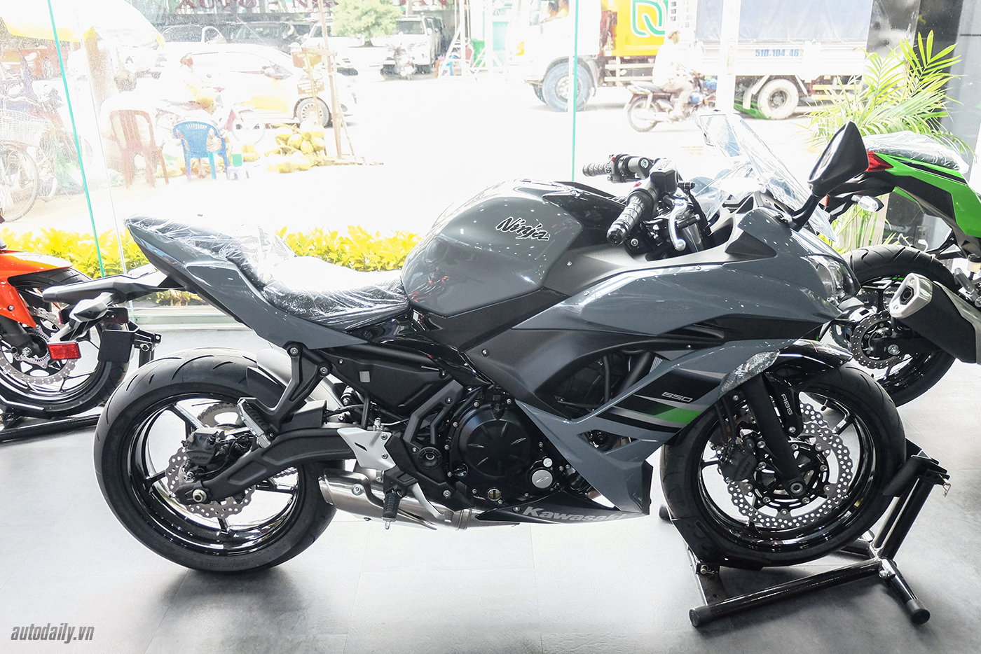 kawasaki-z650-2017-5.jpg