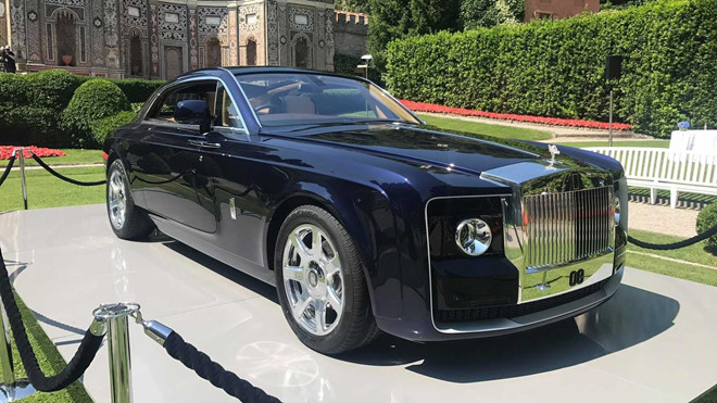 rollsroycesweptailatvilladeste-3-1441317.jpg