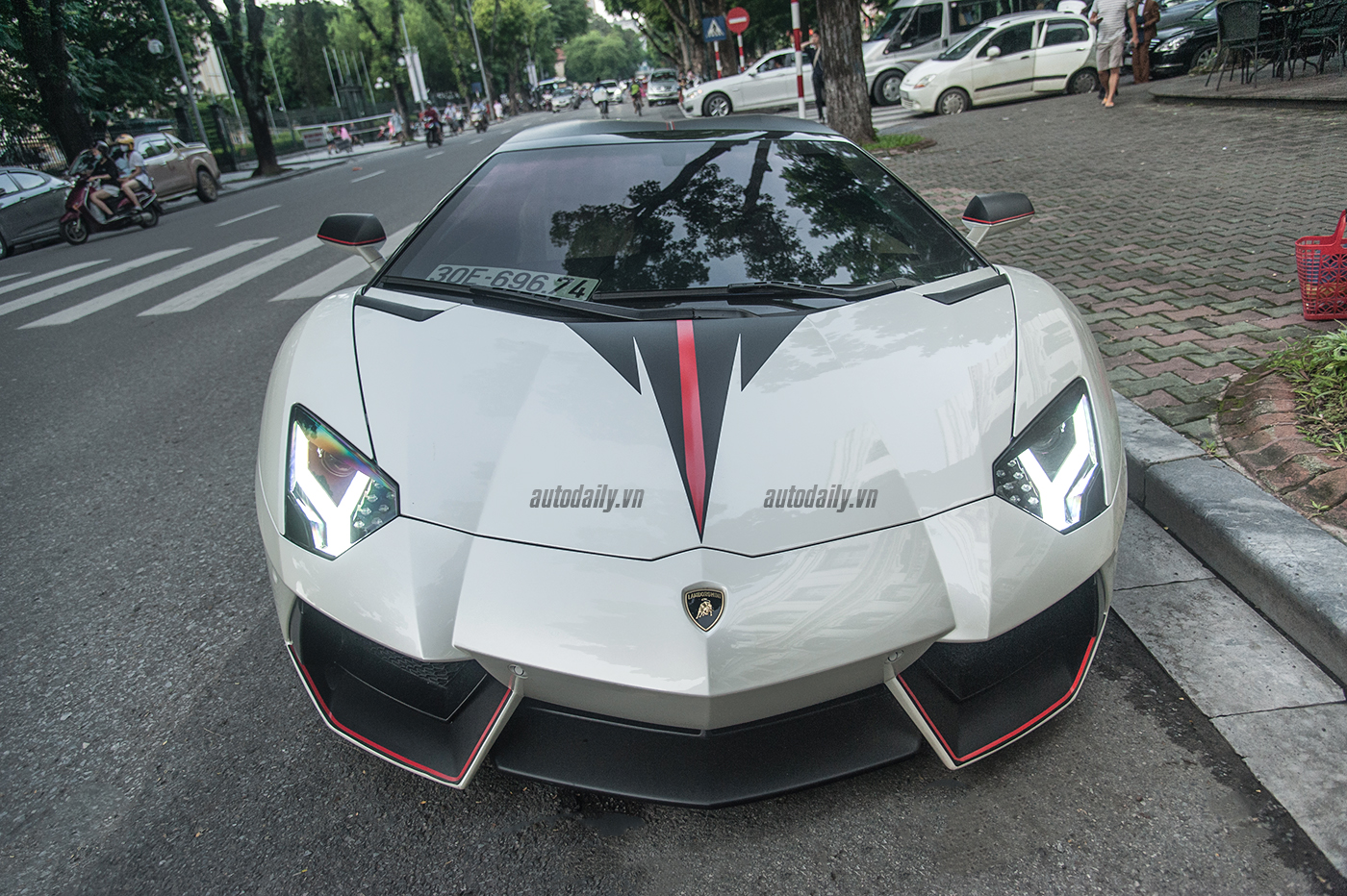 aventador-roadster-autodaily-13.jpg