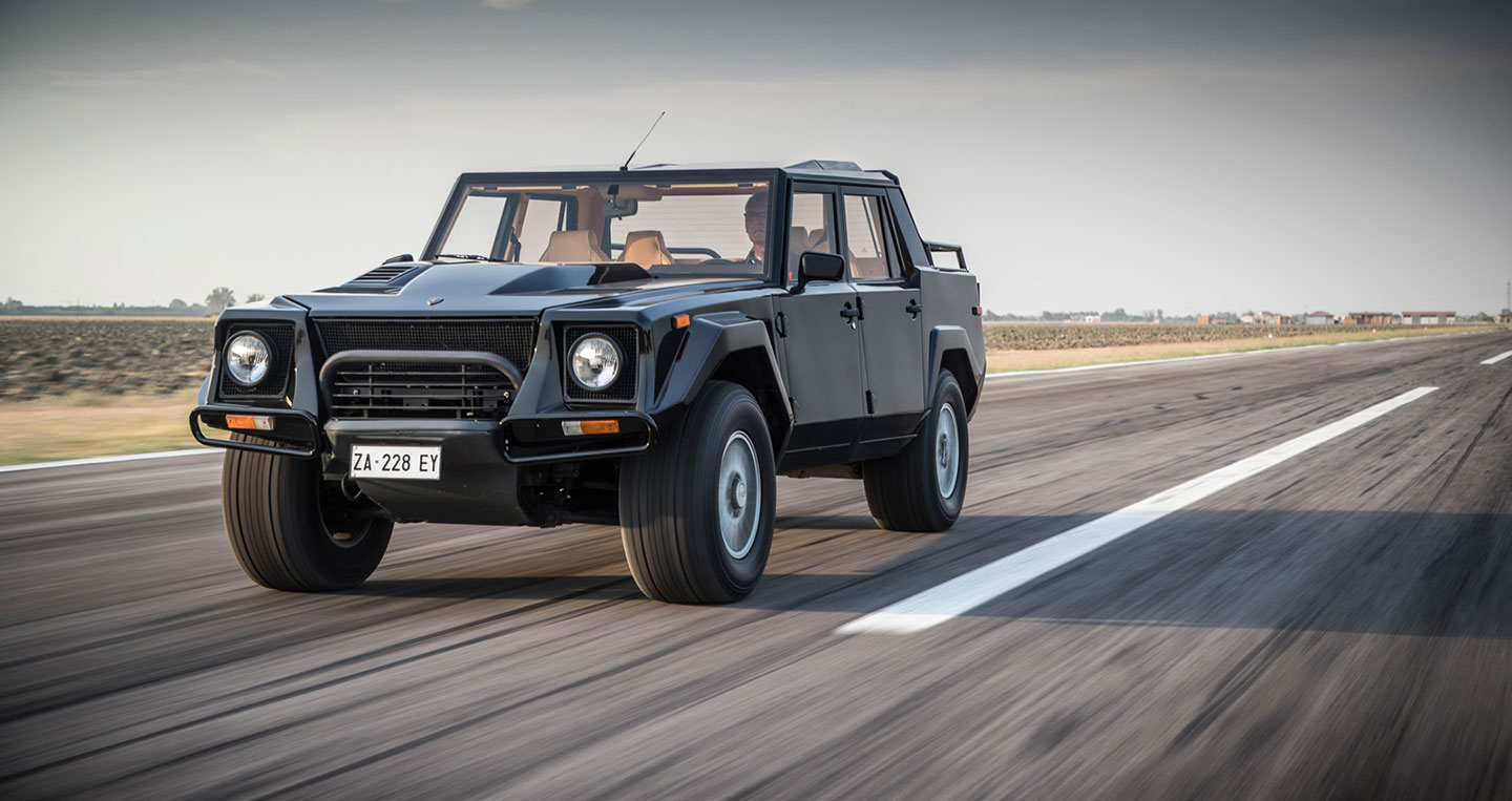 lamborghini-lm002-suv-04.jpg