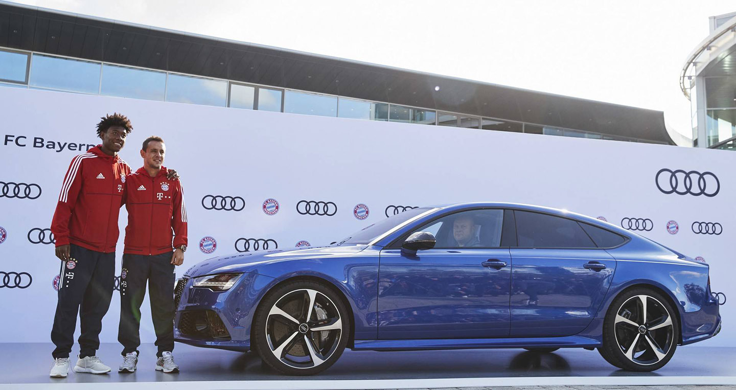 bayern-munchen-players-receive-their-new-audi-models-1.jpg