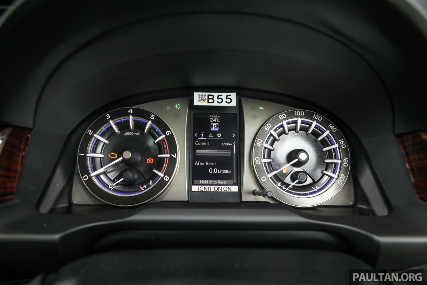 Xem thêm ảnh chi tiết Toyota Innova 2.0X 2018 tại thị trường Malaysia toyota-innova-x-2017-23.jpg