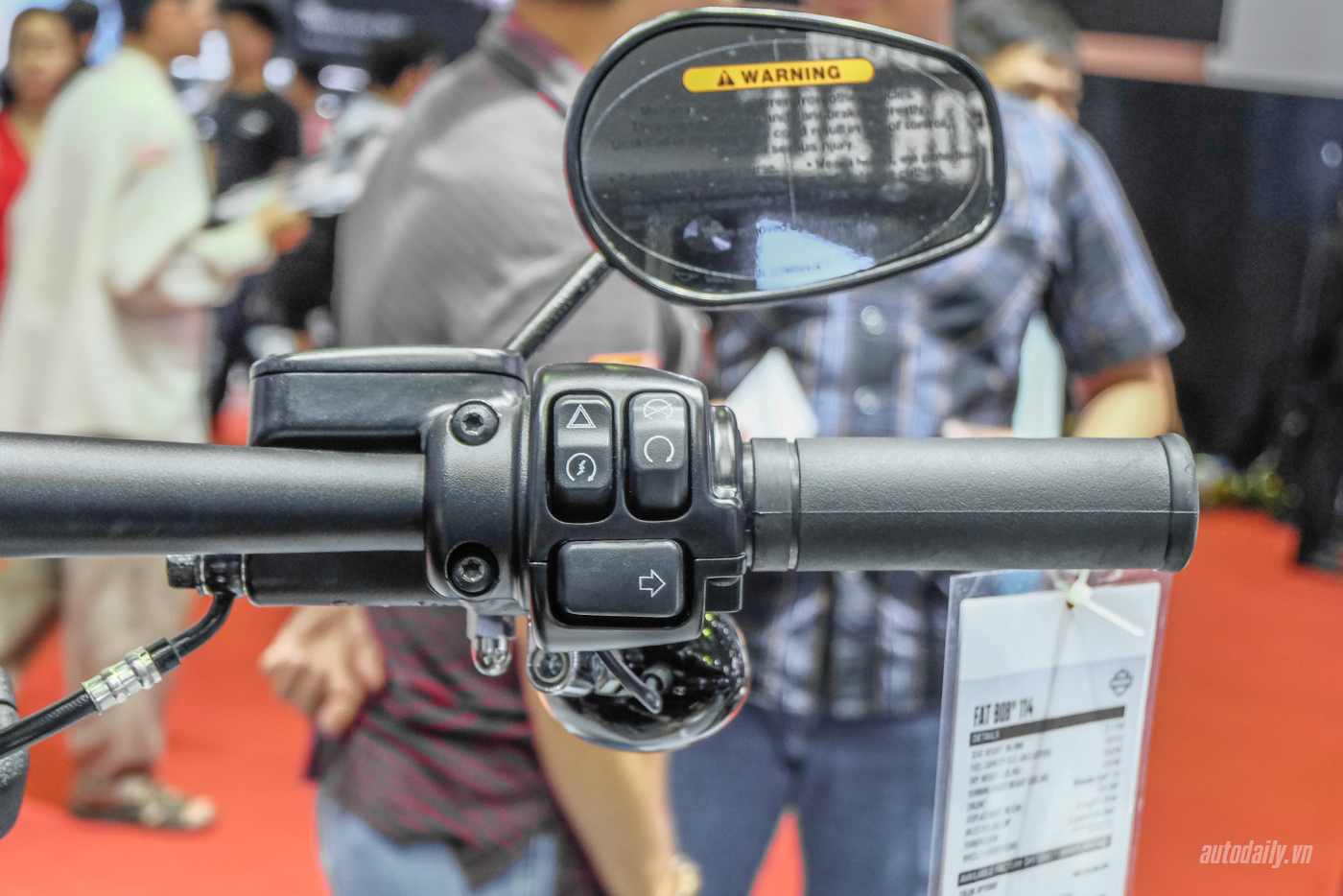 Xem thêm ảnh chi tiết Harley-Davidson Fat Bob 2018 harley-davidson-fat-bob-2018-21.jpg