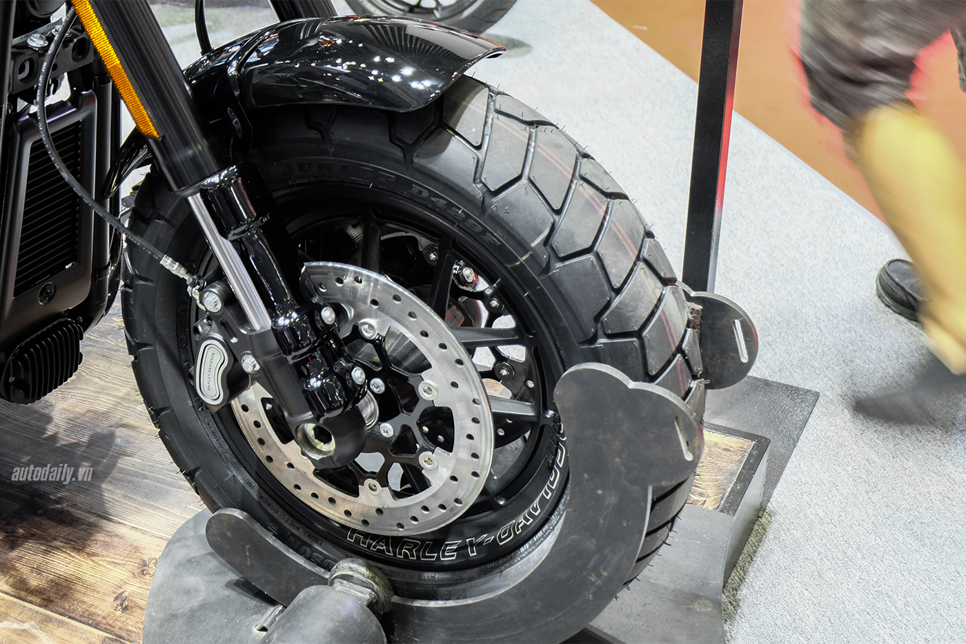 Xem thêm ảnh chi tiết Harley-Davidson Fat Bob 2018 harley-davidson-fat-bob-2018-29.jpg
