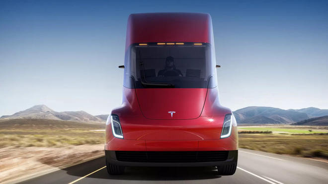 Tesla ra mắt xe tải điện, chạy 800km cho 1 lần sạc