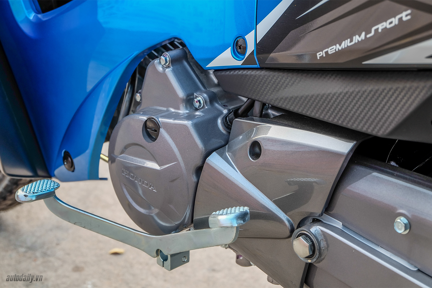 honda-blade-4.jpg