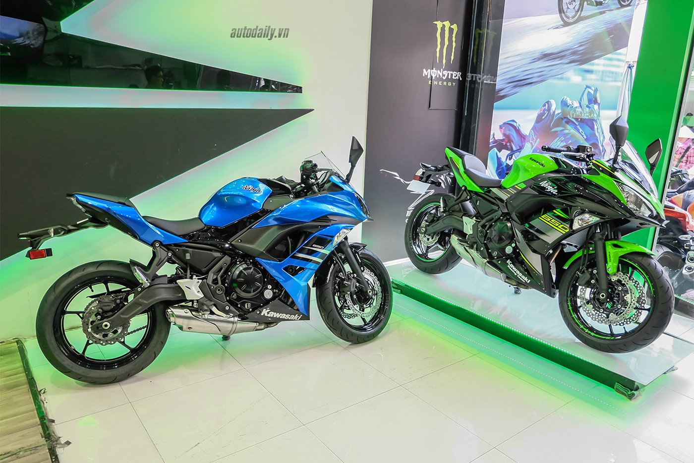 kawasaki-ninja-z650-2018-1.jpg