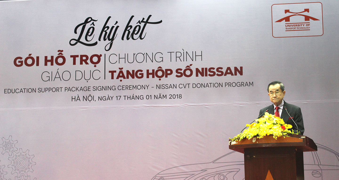 mr-dato-cheah-sam-kip-co-van-cap-cao-cua-tap-doan-tan-chong-2.jpg