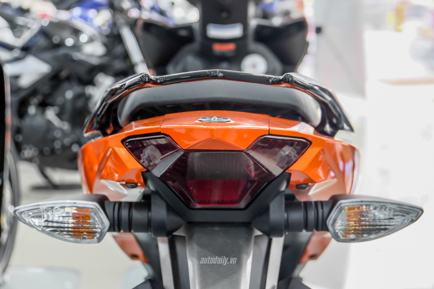 Xem thêm ảnh Yamaha Exciter 150 RC phiên bản màu cam yamaha-exciter-10.jpg