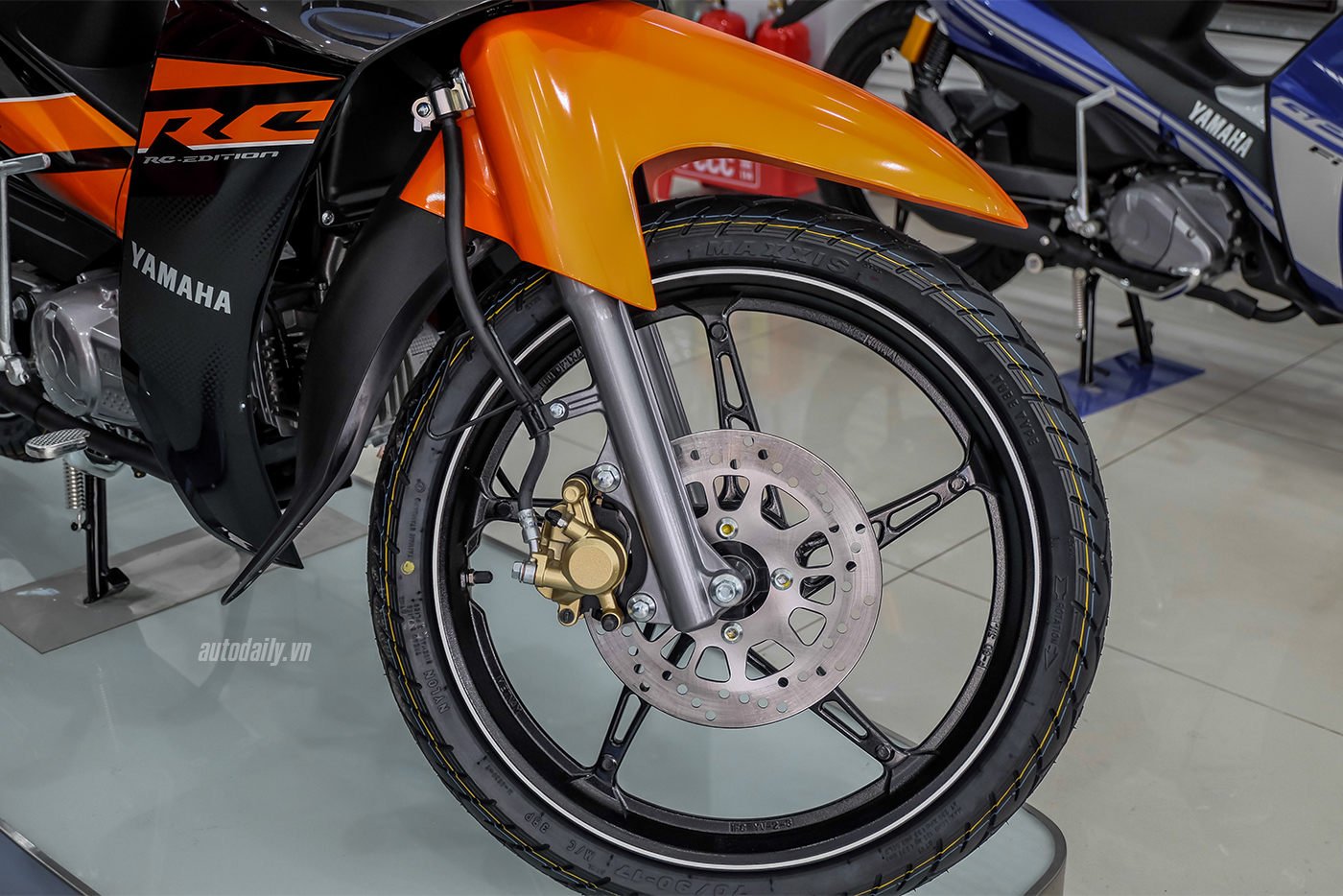 Xem thêm ảnh Yamaha Sirius RC phiên bản vành đúc màu cam yamaha-sirius-13.jpg