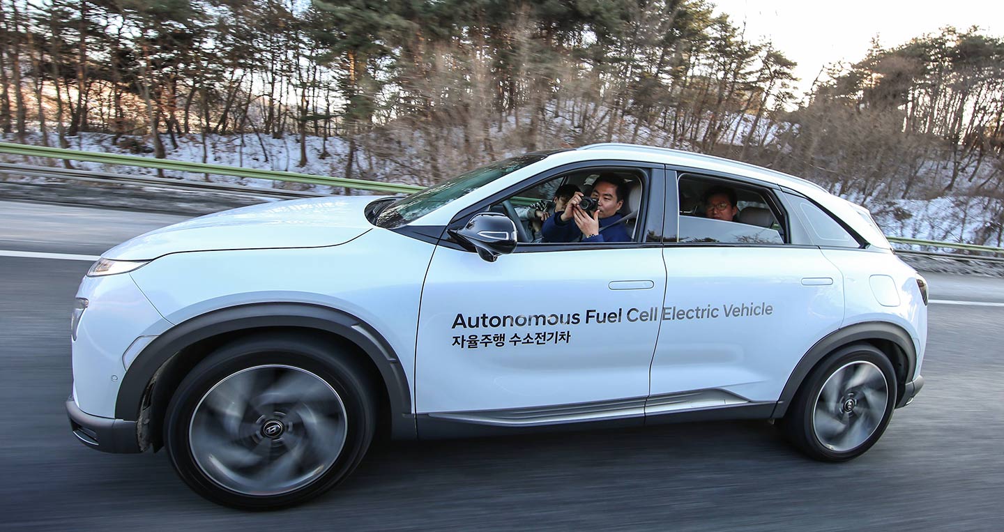 Hyundai trình diễn xe điện tự lái cấp độ 4 đầu tiên trên thế giới