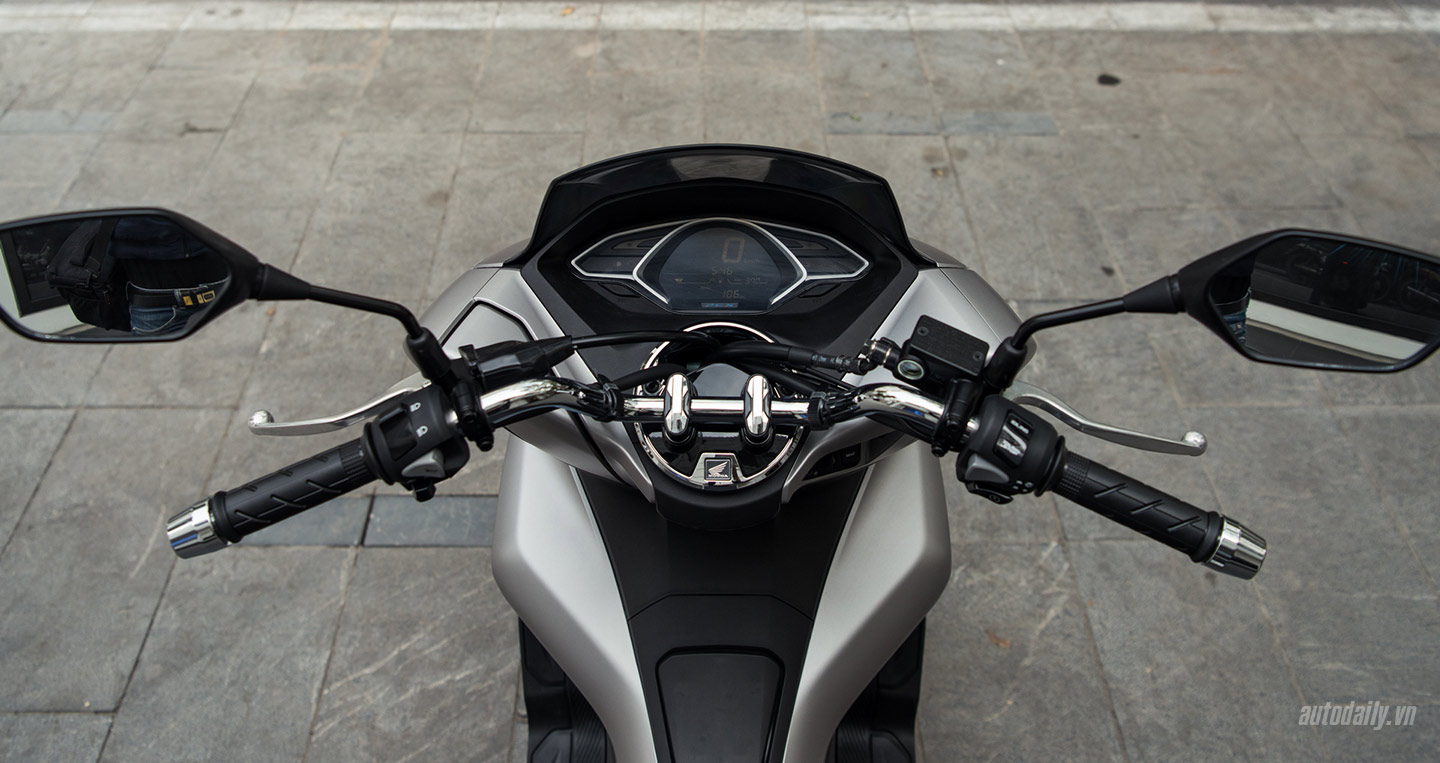 honda-pcx-150-2018-autodaily-018-1.jpg