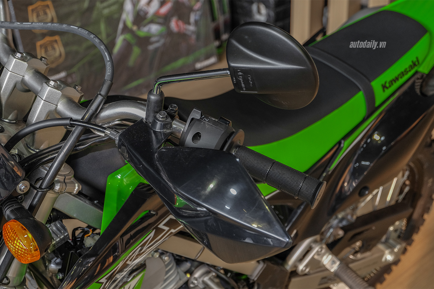 kawasaki-klx-150-bf-21.jpg