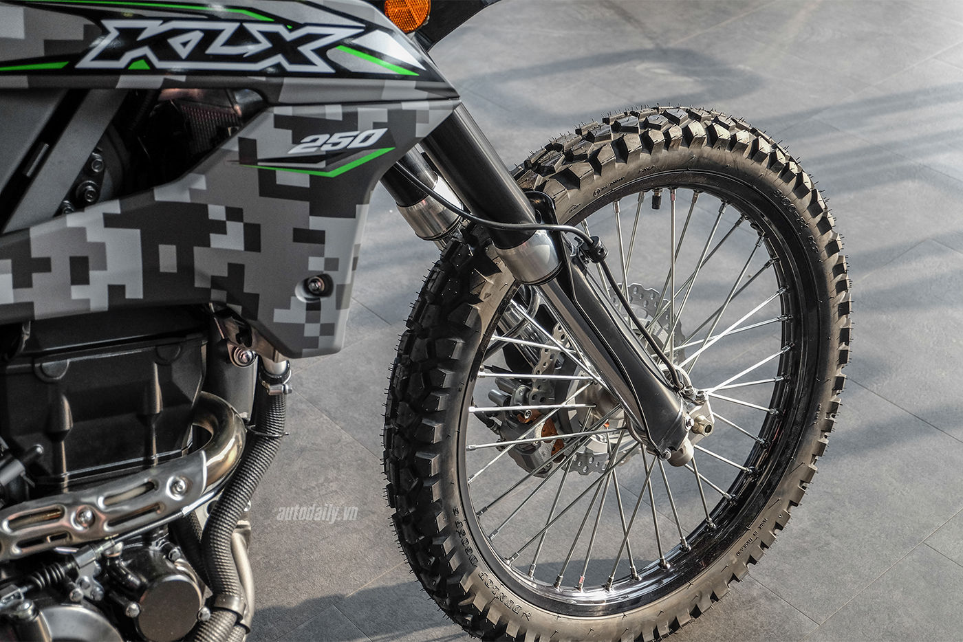 Ảnh chi tiết Kawasaki KLX 250 2018 kawasaki-klx-250-10.jpg