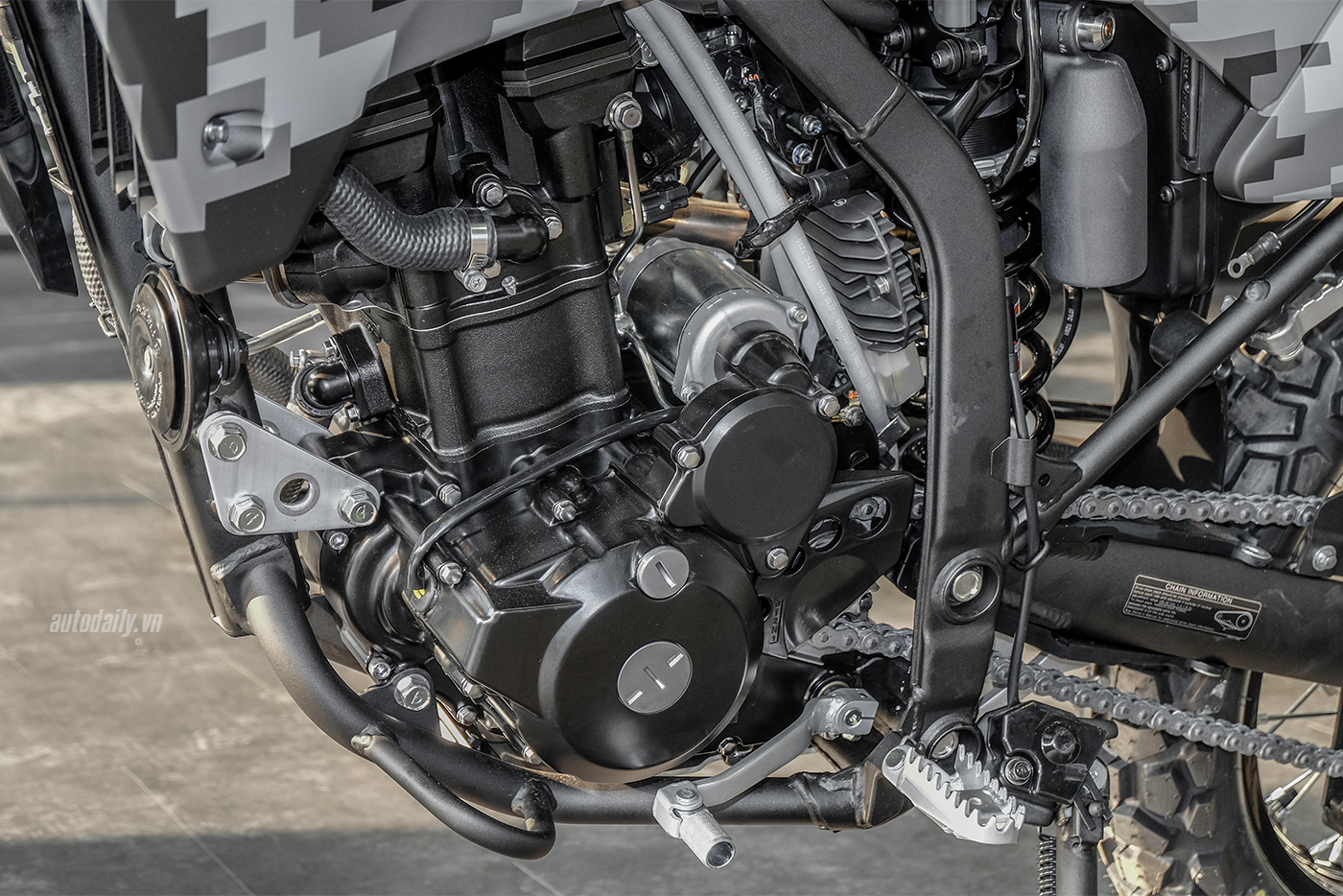 Ảnh chi tiết Kawasaki KLX 250 2018 kawasaki-klx-250-24.jpg