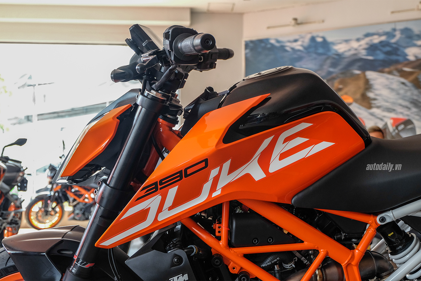 ktm-duke-390-2018-26.jpg