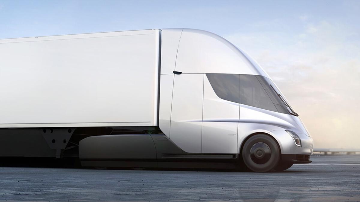 Xe đầu kéo Tesla Semi tăng tốc cực "ngọt" dù chở tới 36 tấn hàng