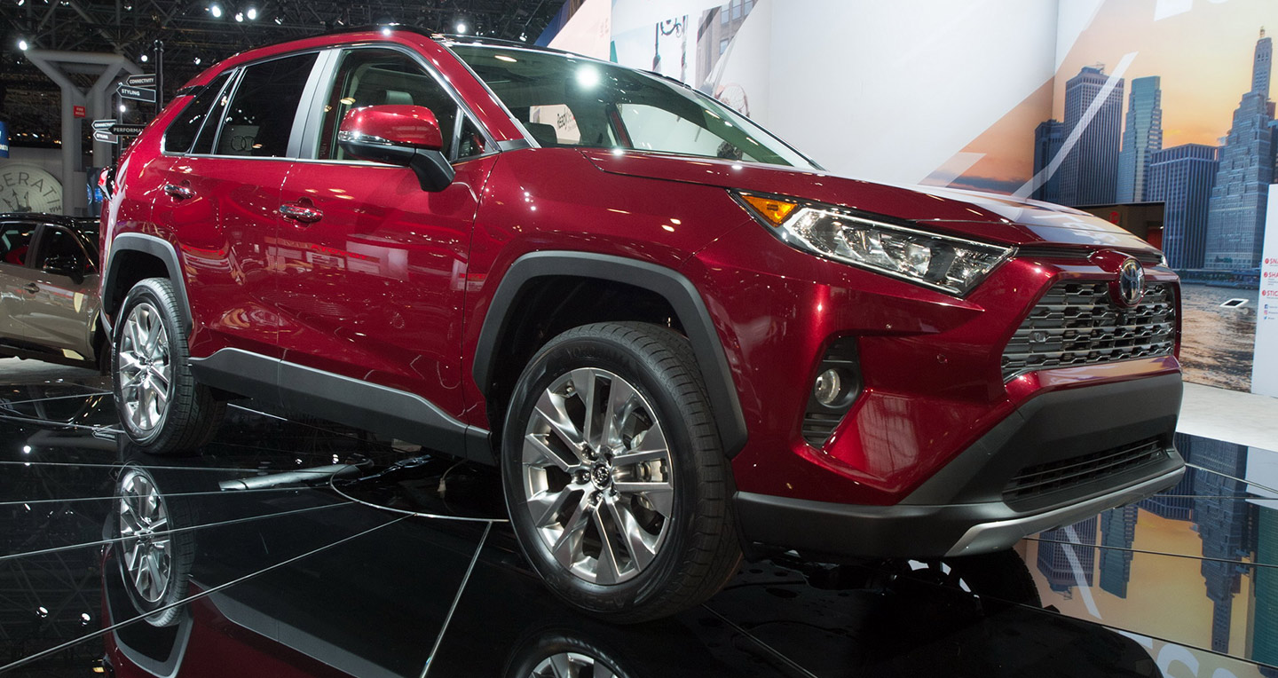 RAV4: Con bài chiến lược giúp Toyota giữ vững ‘ngôi vương’