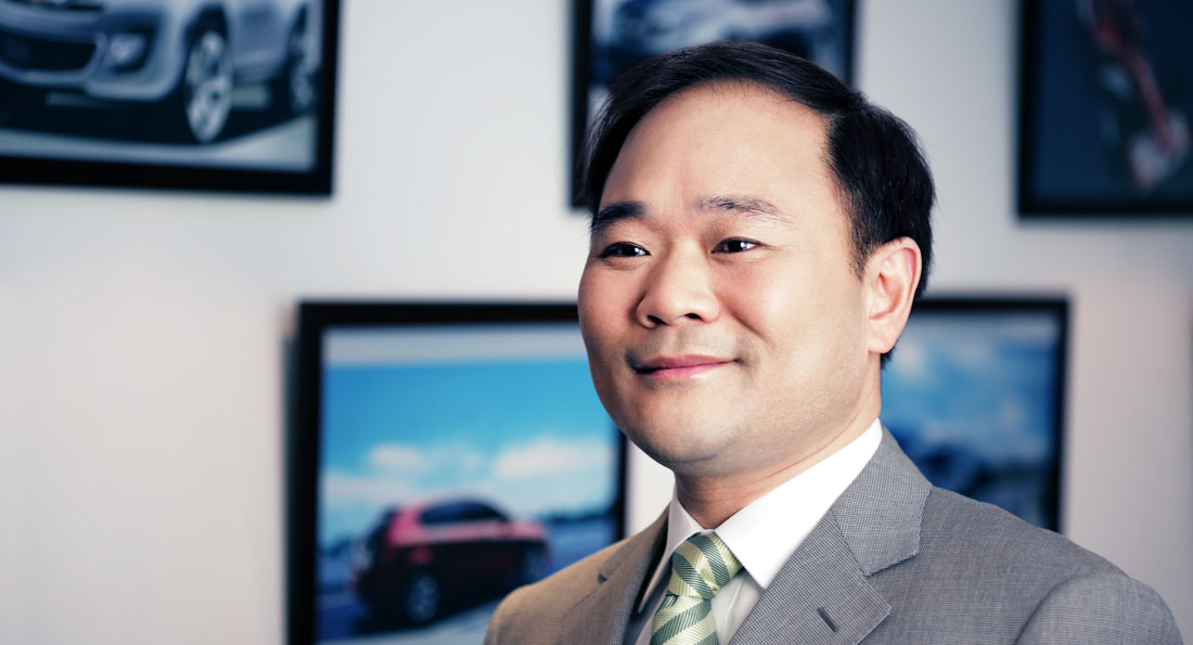 ty-phu-ly-thu-phuc-cua-geely-autodaily.jpg