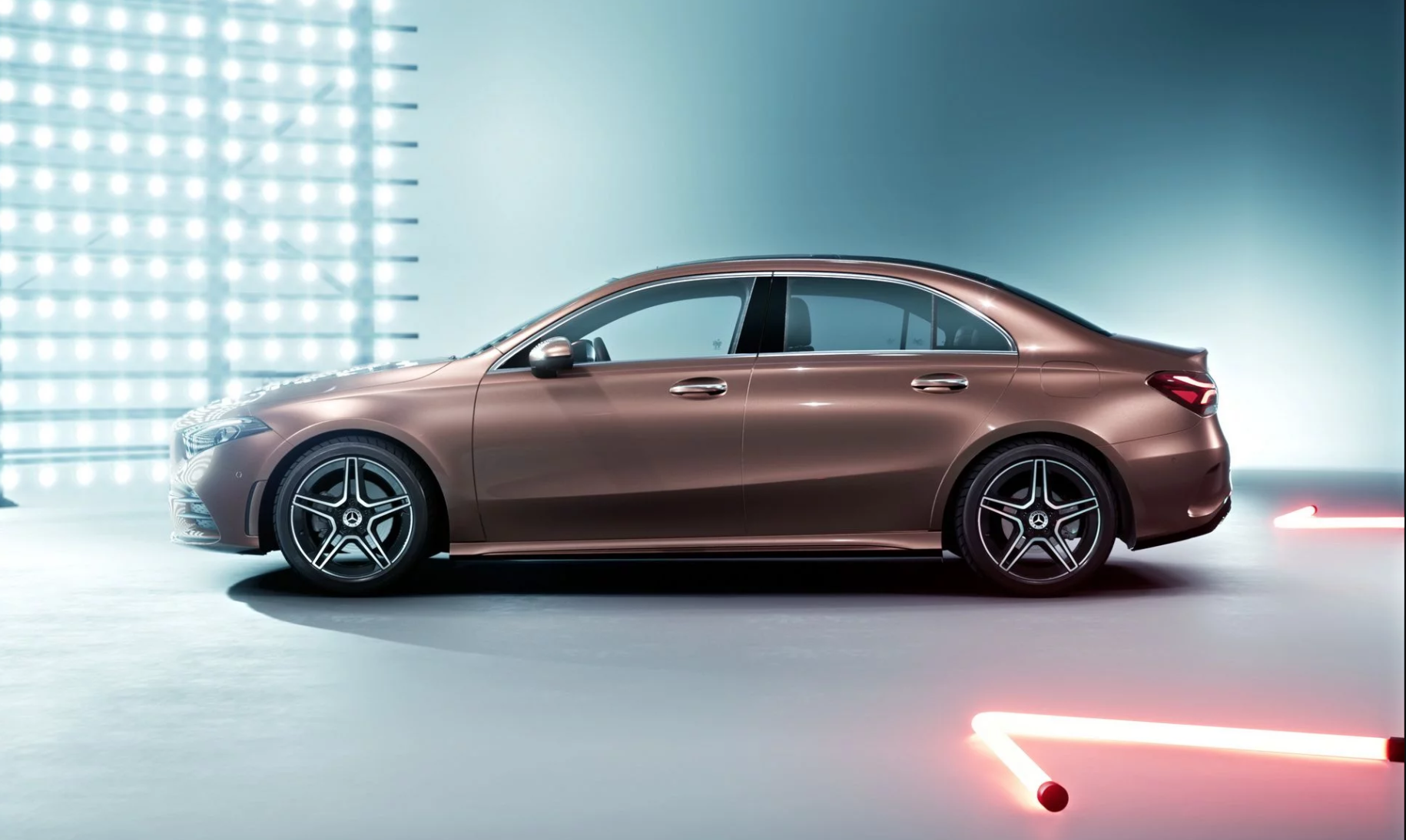 a-class-l-sedan-03.png