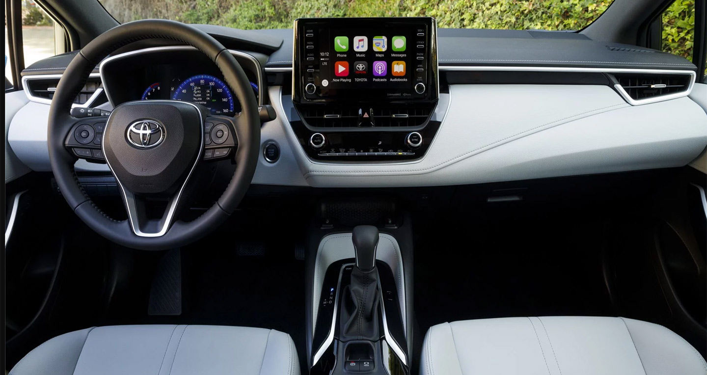 toyota-corolla-hatchback-2019-03.jpg