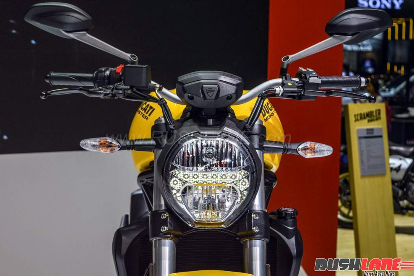 ducati-monster-821-1.jpg