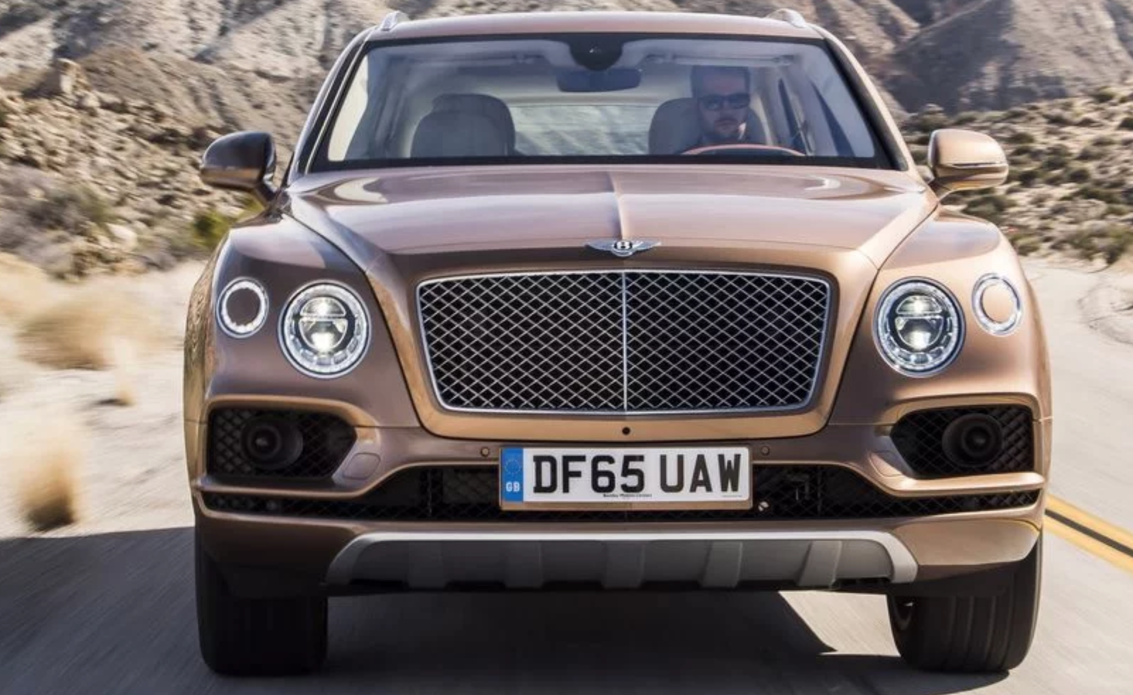 cullinan-vs-bentayga-01.png