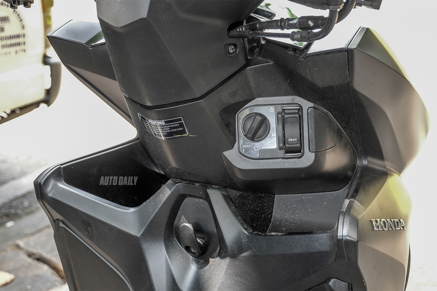 Ảnh chi tiết Honda Vario 150 2018 tại Việt Nam honda-vario-150-2018-14.jpg