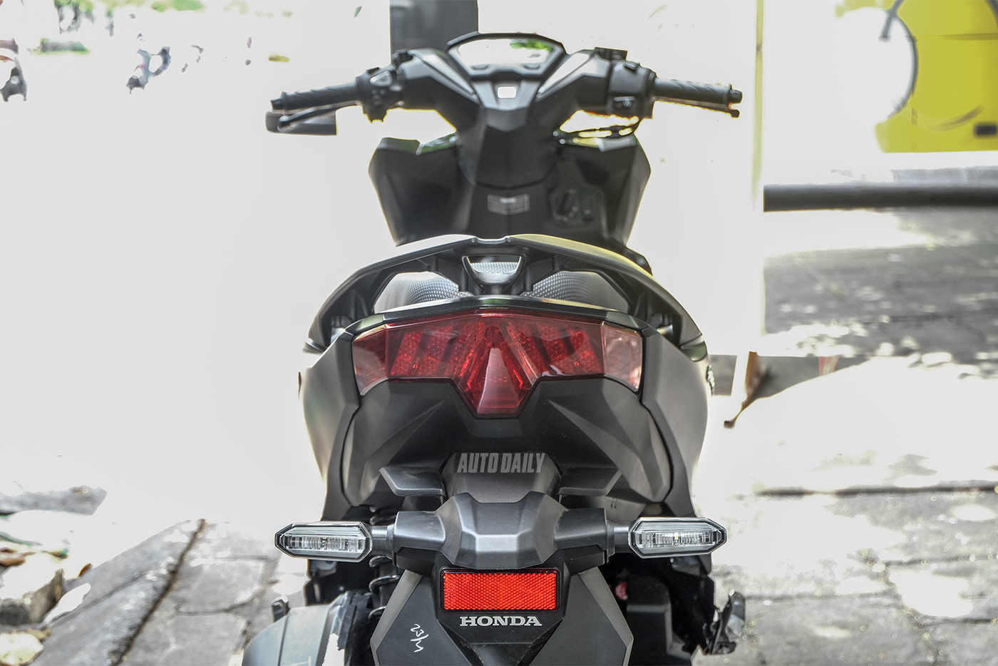 Ảnh chi tiết Honda Vario 150 2018 tại Việt Nam honda-vario-150-2018-17.jpg