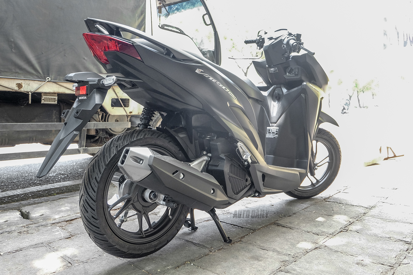 Ảnh chi tiết Honda Vario 150 2018 tại Việt Nam honda-vario-150-2018-18.jpg