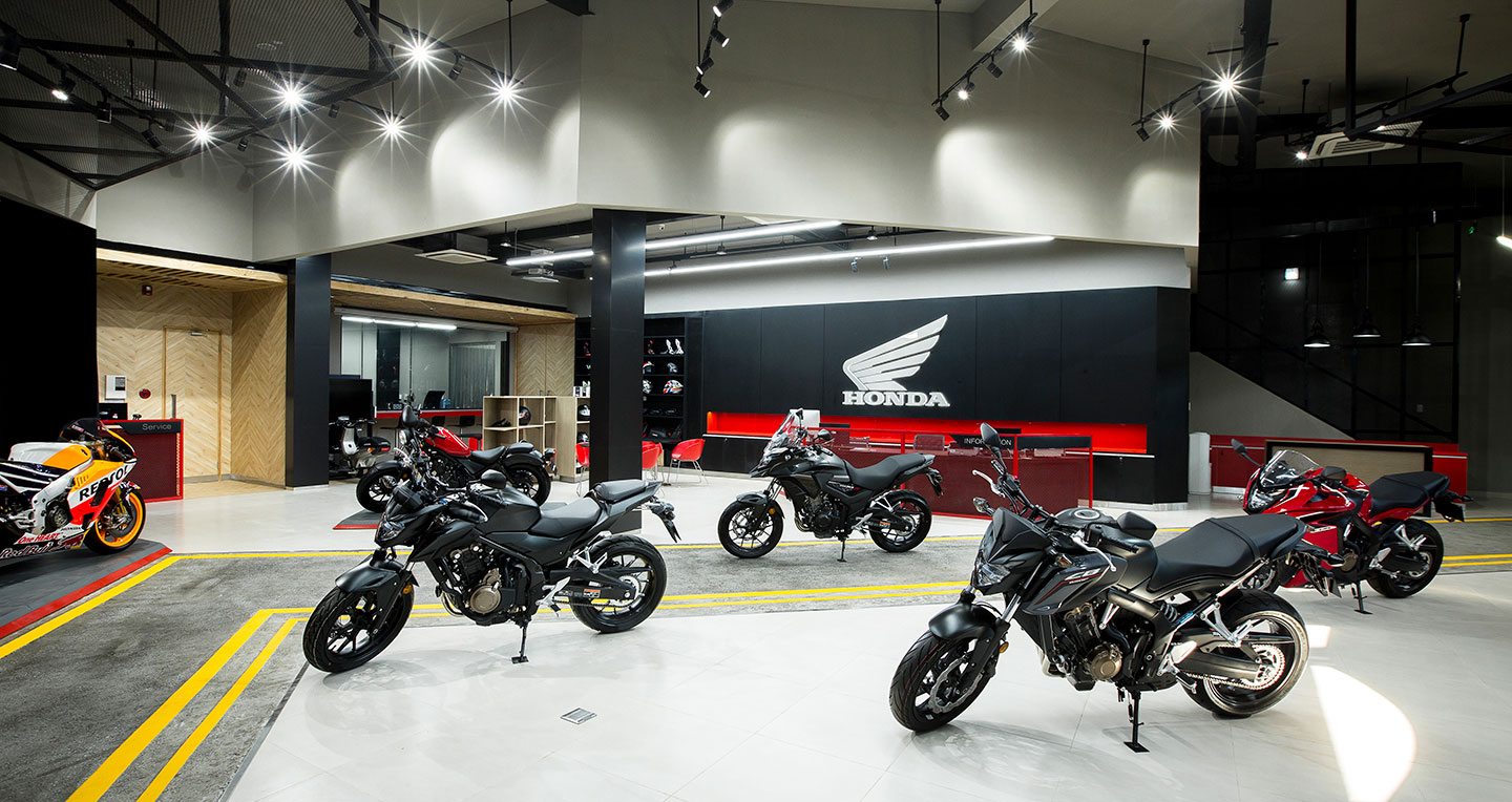 Toàn cảnh cửa hàng Honda Moto đầu tiên tại VN