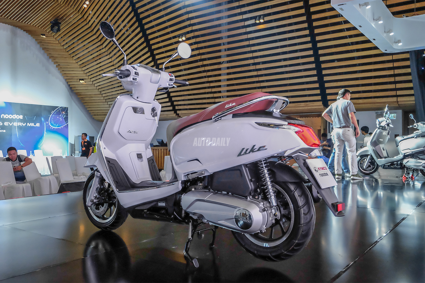 kymco-like-125-15.jpg