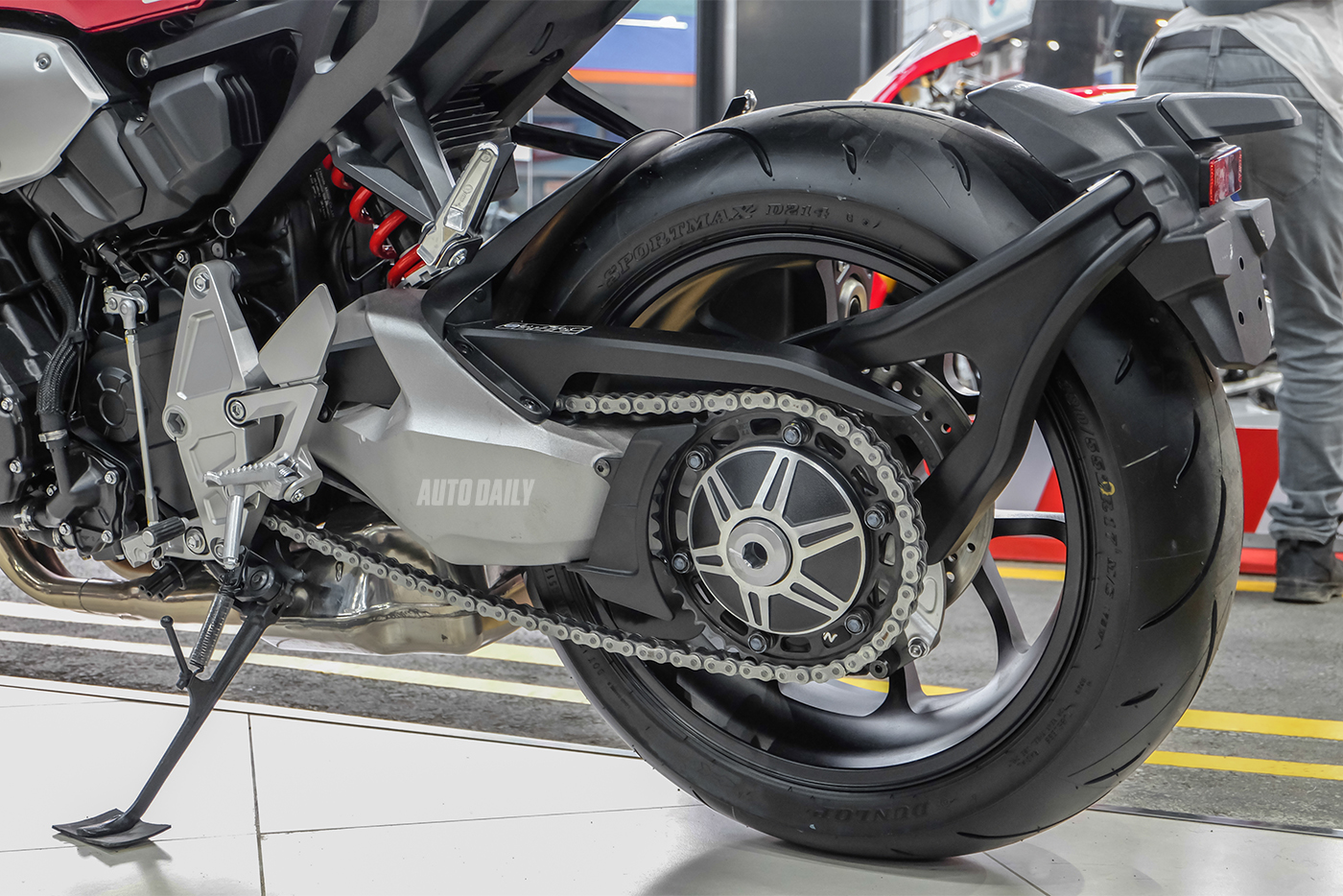 Ảnh chi tiết Honda CB1000R 2018 tại Việt Nam honda-cb1000r-22.jpg