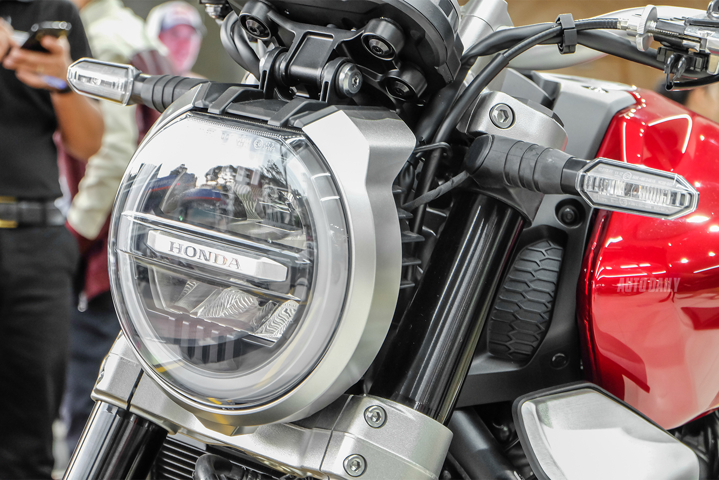 Ảnh chi tiết Honda CB1000R 2018 tại Việt Nam honda-cb1000r-6.jpg