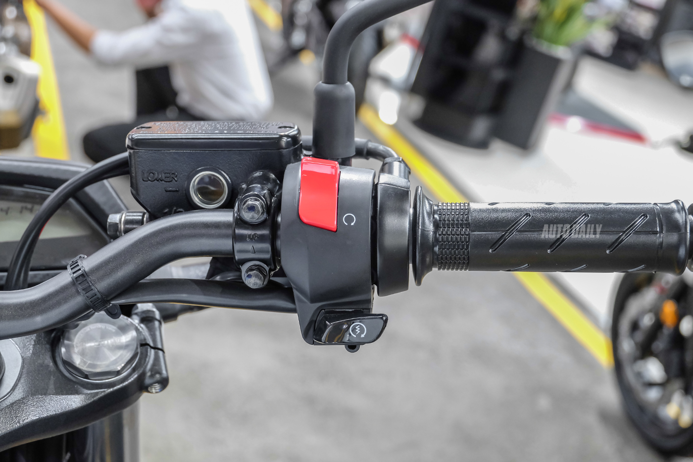 Ảnh chi tiết Honda CB650F giá 225,9 triệu đồng honda-cb650f-21.jpg