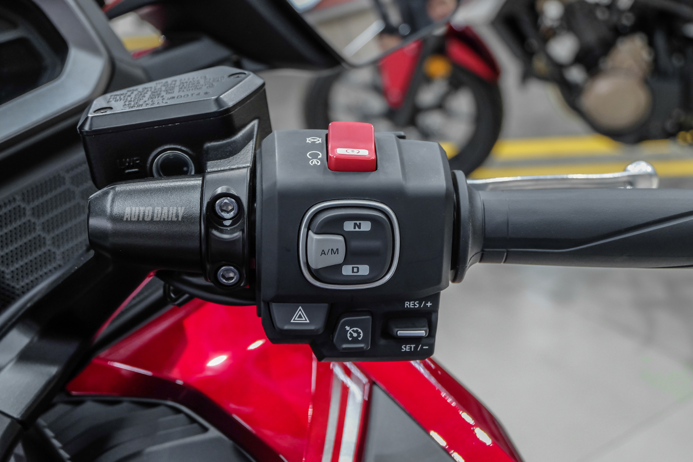 Xem thêm ảnh Honda Gold Wing 2018 honda-goldwing-2018-20.jpg