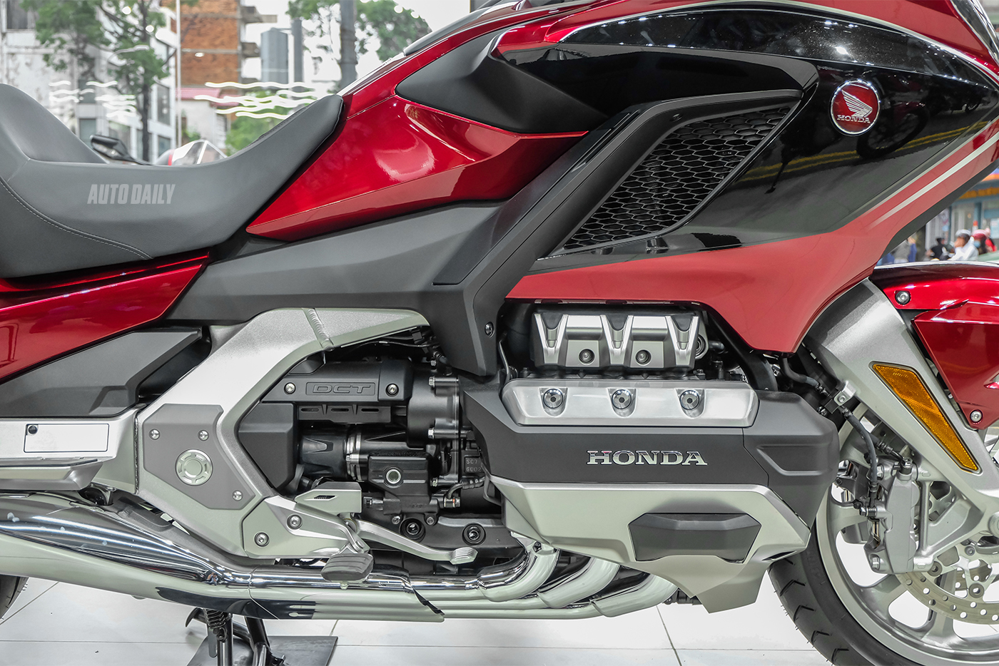 Xem thêm ảnh Honda Gold Wing 2018 honda-goldwing-2018-9.jpg