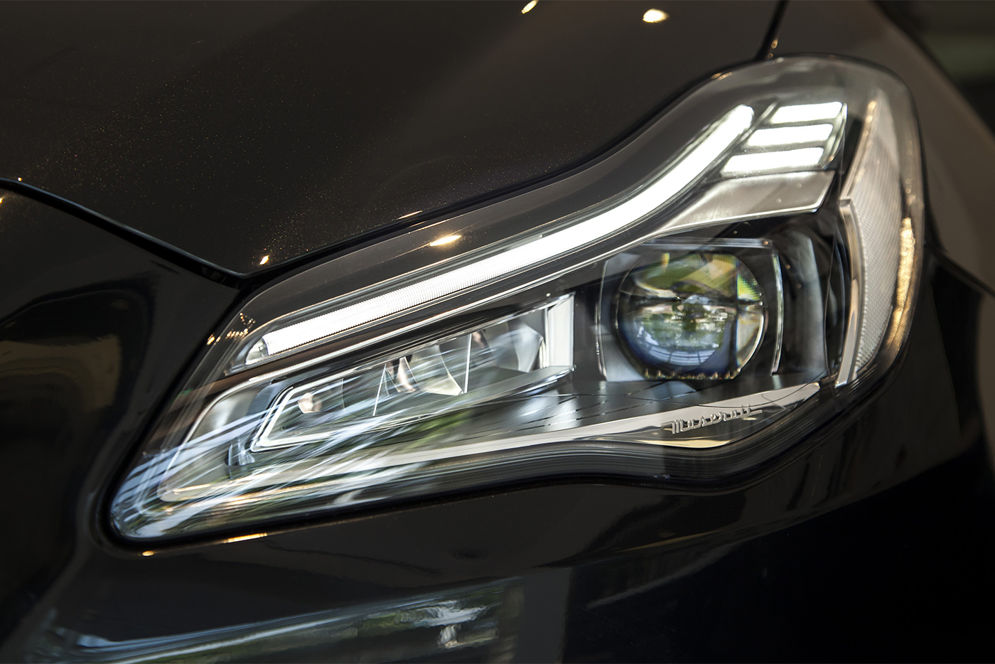 Ảnh chi tiết Maserati Quattroporte GTS Nerissimo maserati-quattroporte-gts-nerissimo-17.jpg