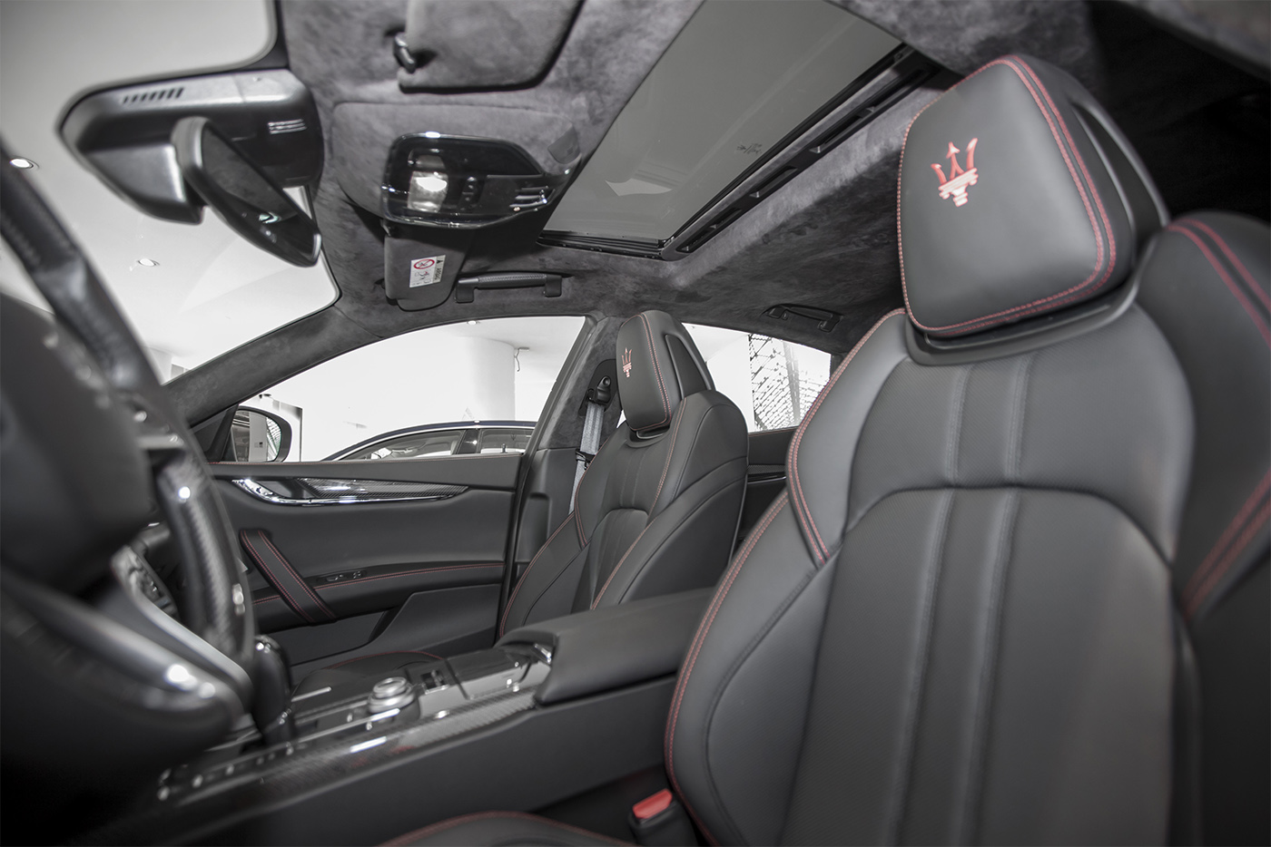 Ảnh chi tiết Maserati Quattroporte GTS Nerissimo maserati-quattroporte-gts-nerissimo-25.jpg