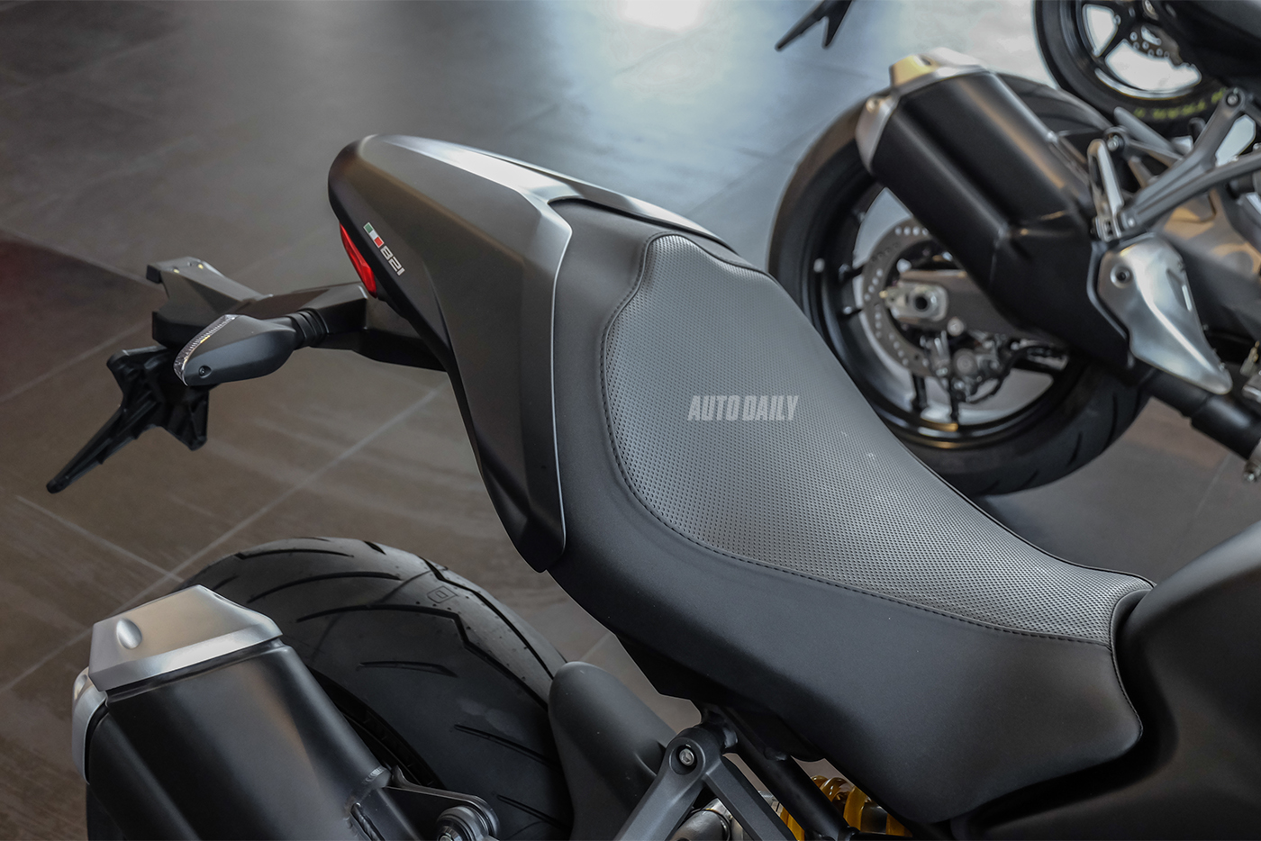 Ảnh chi tiết Ducati Monster 821 2018 ducati-monster-821-13.jpg