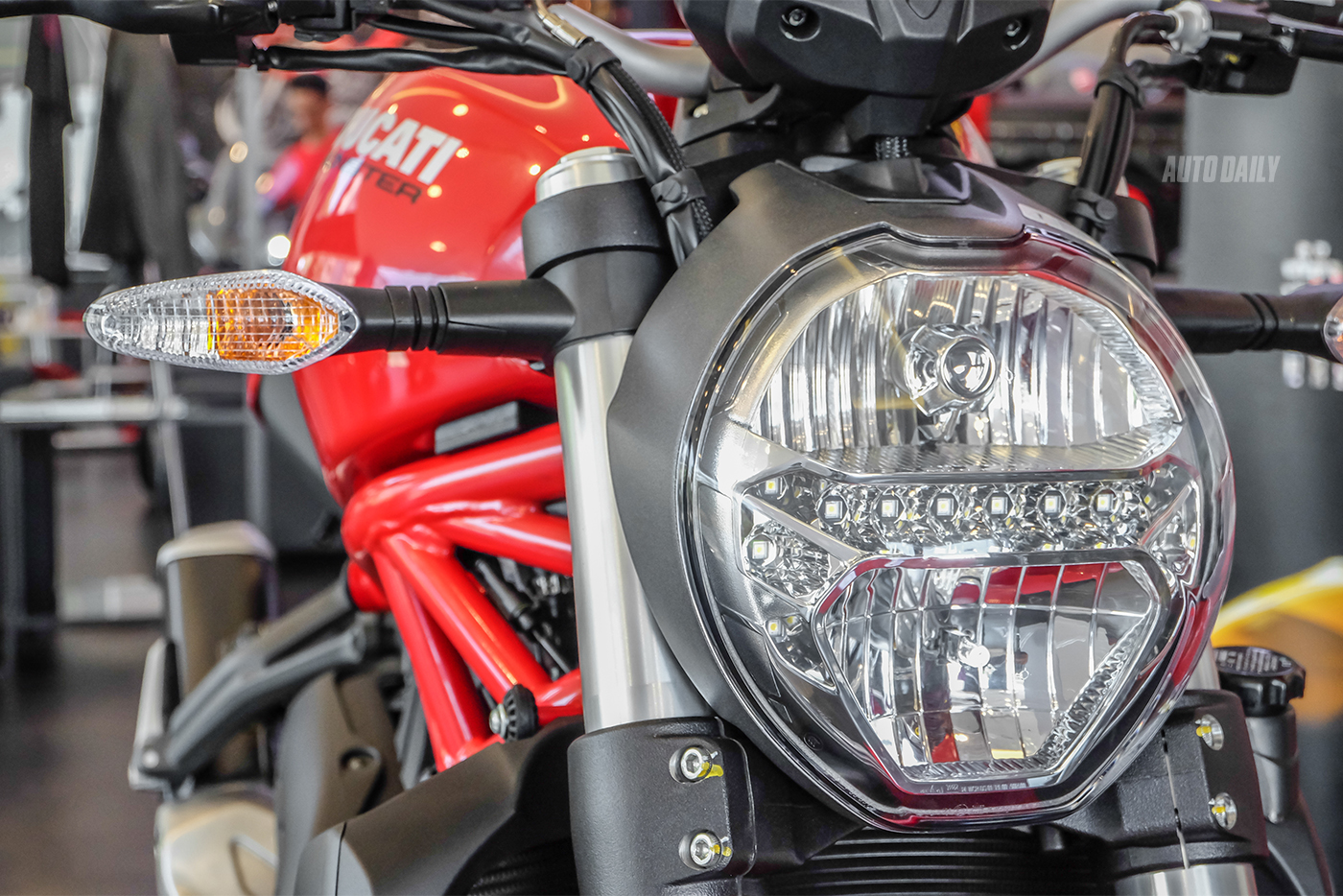 Ảnh chi tiết Ducati Monster 821 2018 ducati-monster-821-22.jpg