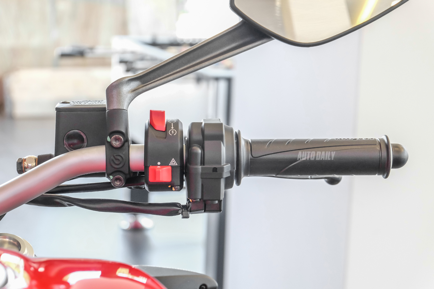 Ảnh chi tiết Ducati Monster 821 2018 ducati-monster-821-9.jpg